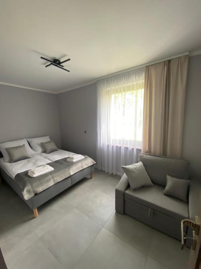 Energylandia Zator Noclegi Apartament Pokoje Do Wynajecia Polanka Wielka Exteriör bild